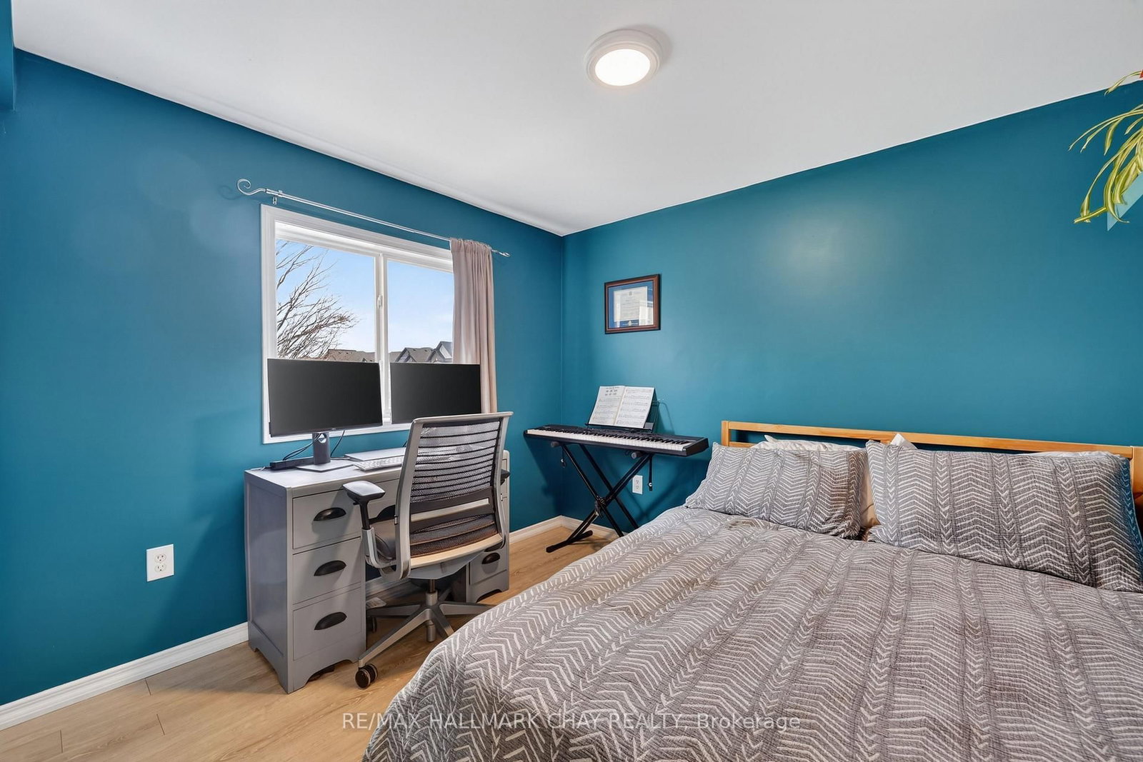 Townhouse for sale at 2057 Osbond Road, Innisfil, Ontario, L9S 0B6 - Alcona - MLS: N12929596