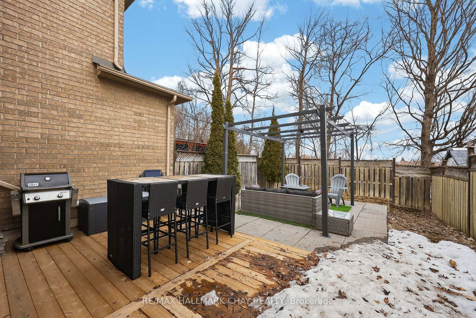 Townhouse for sale at 2057 Osbond Road, Innisfil, Ontario, L9S 0B6 - Alcona - MLS: N12929596