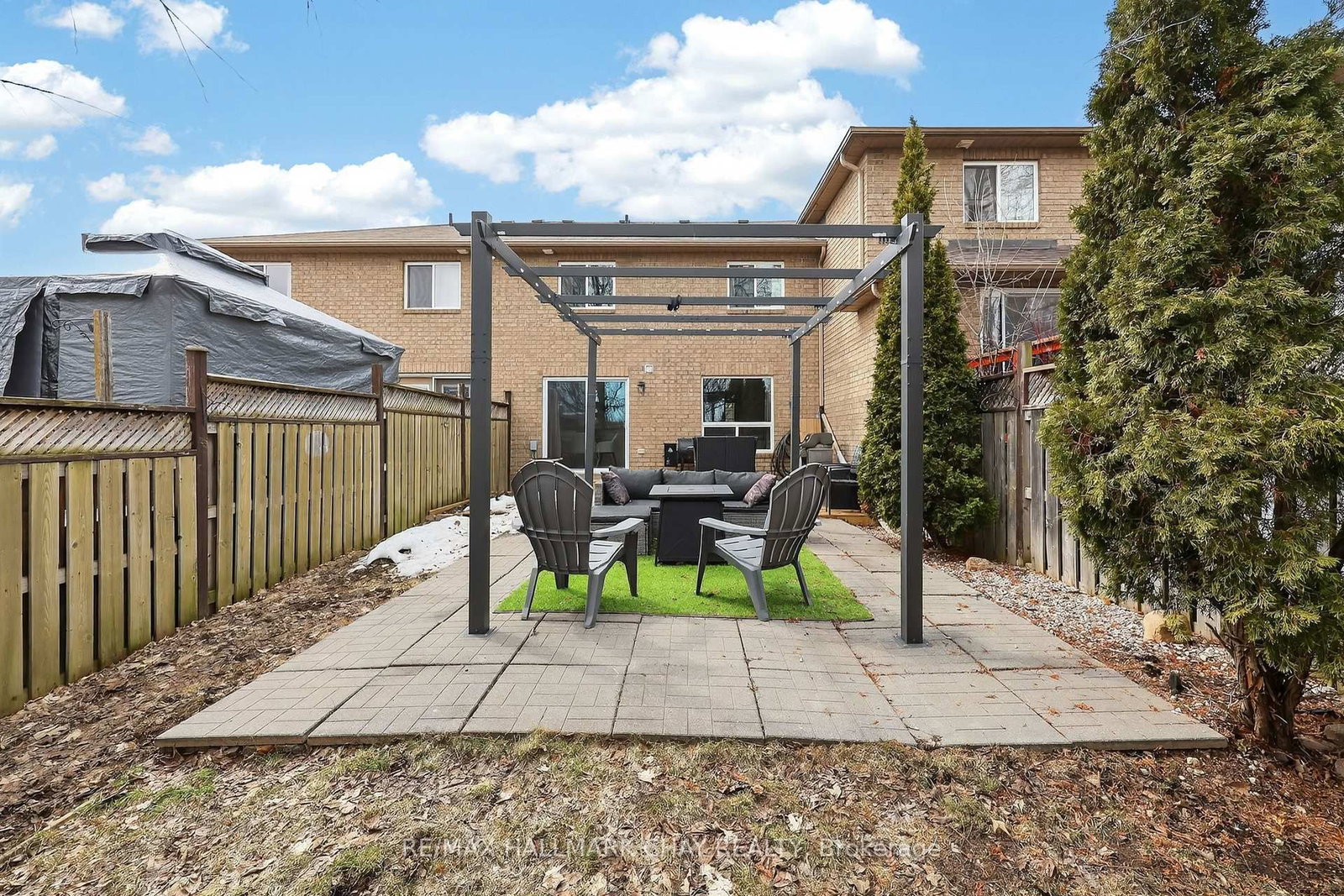 Townhouse for sale at 2057 Osbond Road, Innisfil, Ontario, L9S 0B6 - Alcona - MLS: N12929596