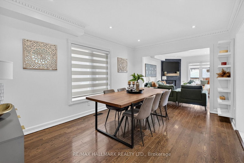 33 Topaz Crt, Vaughan, L6A 2X2 | Image 3