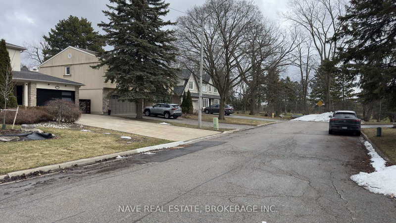 Basement - 125 Bay Thorn Dr, Markham, L3T 3T7 | Image 3