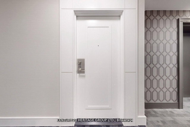 319 - 9201 Yonge Street