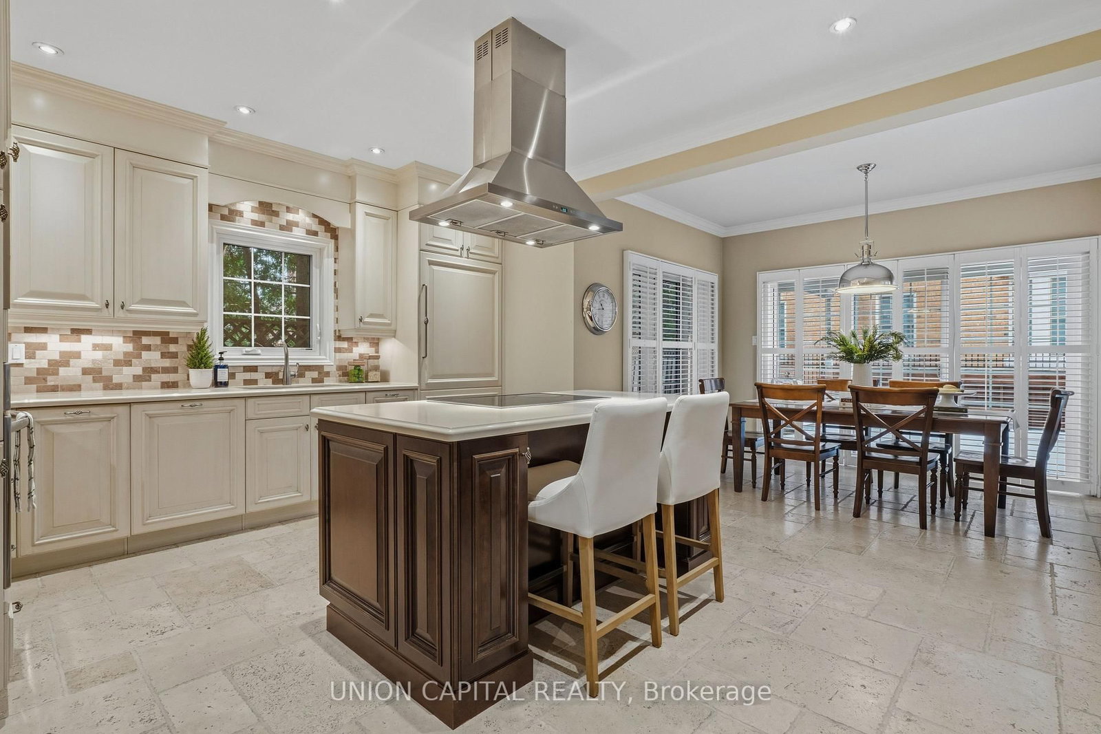 Detached House for sale at 110 Regent Street, Richmond Hill, Ontario, L4C 9P4 - Mill Pond - MLS: N12930460