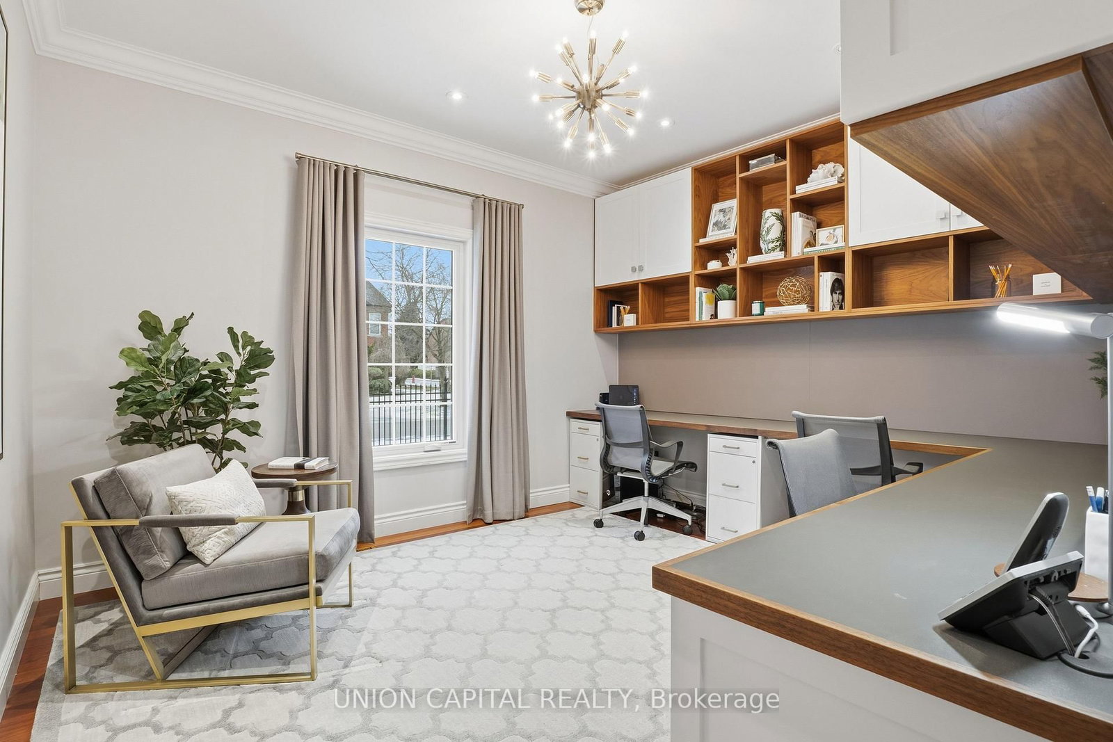 Detached House for sale at 110 Regent Street, Richmond Hill, Ontario, L4C 9P4 - Mill Pond - MLS: N12930460