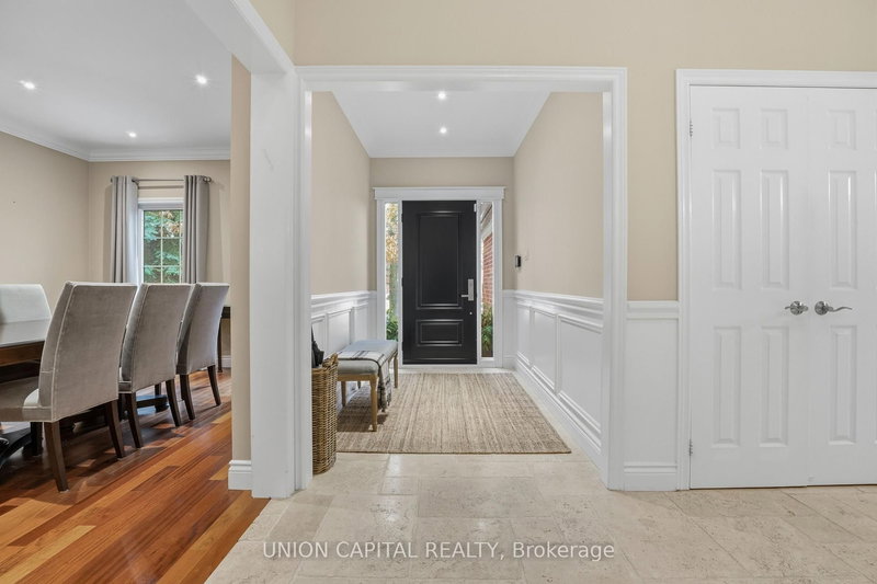 110 Regent St, Richmond Hill, L4C 9P4 | Image 3