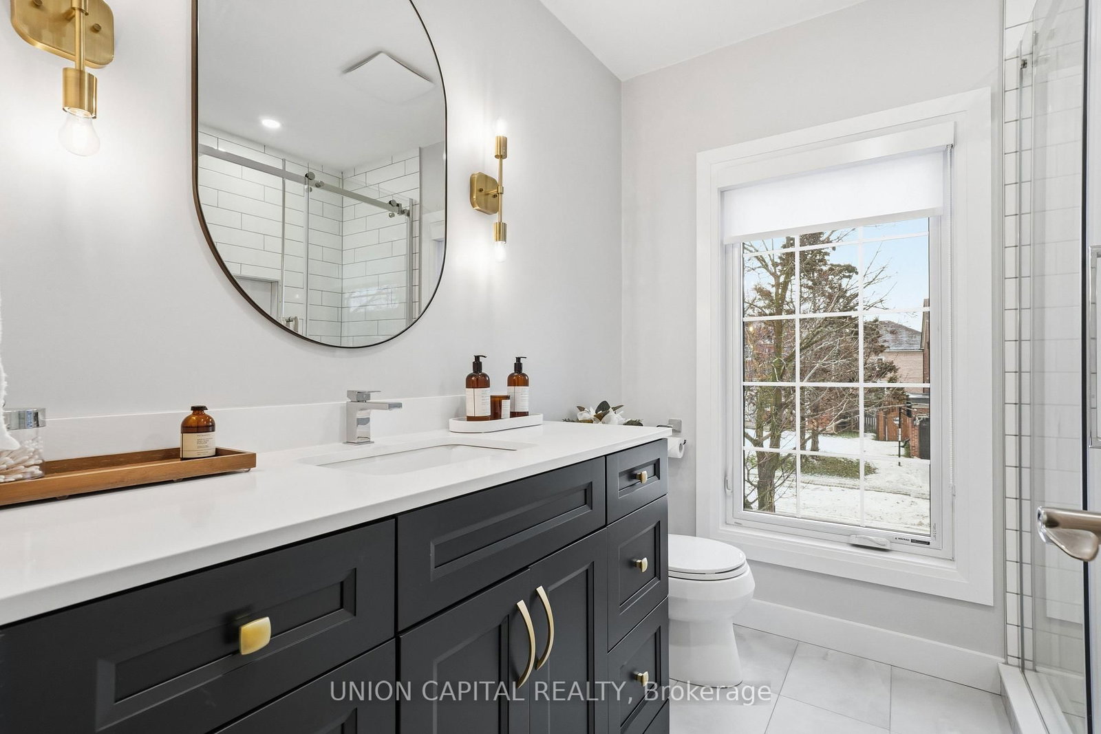 Detached House for sale at 110 Regent Street, Richmond Hill, Ontario, L4C 9P4 - Mill Pond - MLS: N12930460