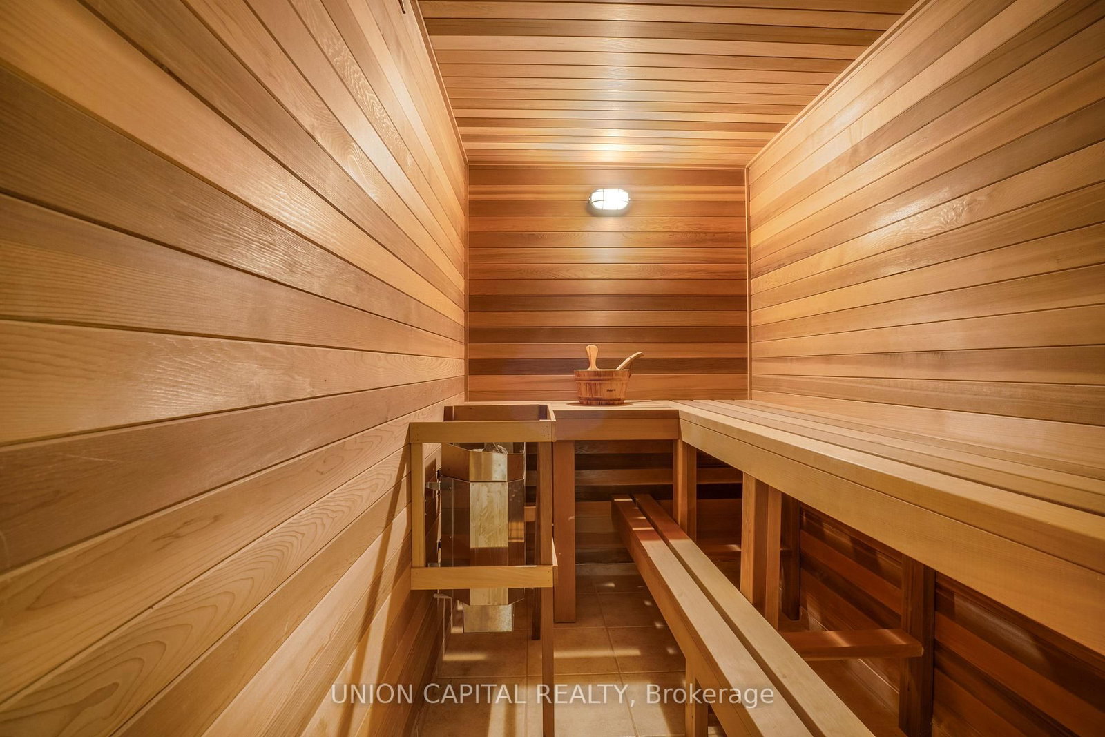 Detached House for sale at 110 Regent Street, Richmond Hill, Ontario, L4C 9P4 - Mill Pond - MLS: N12930460