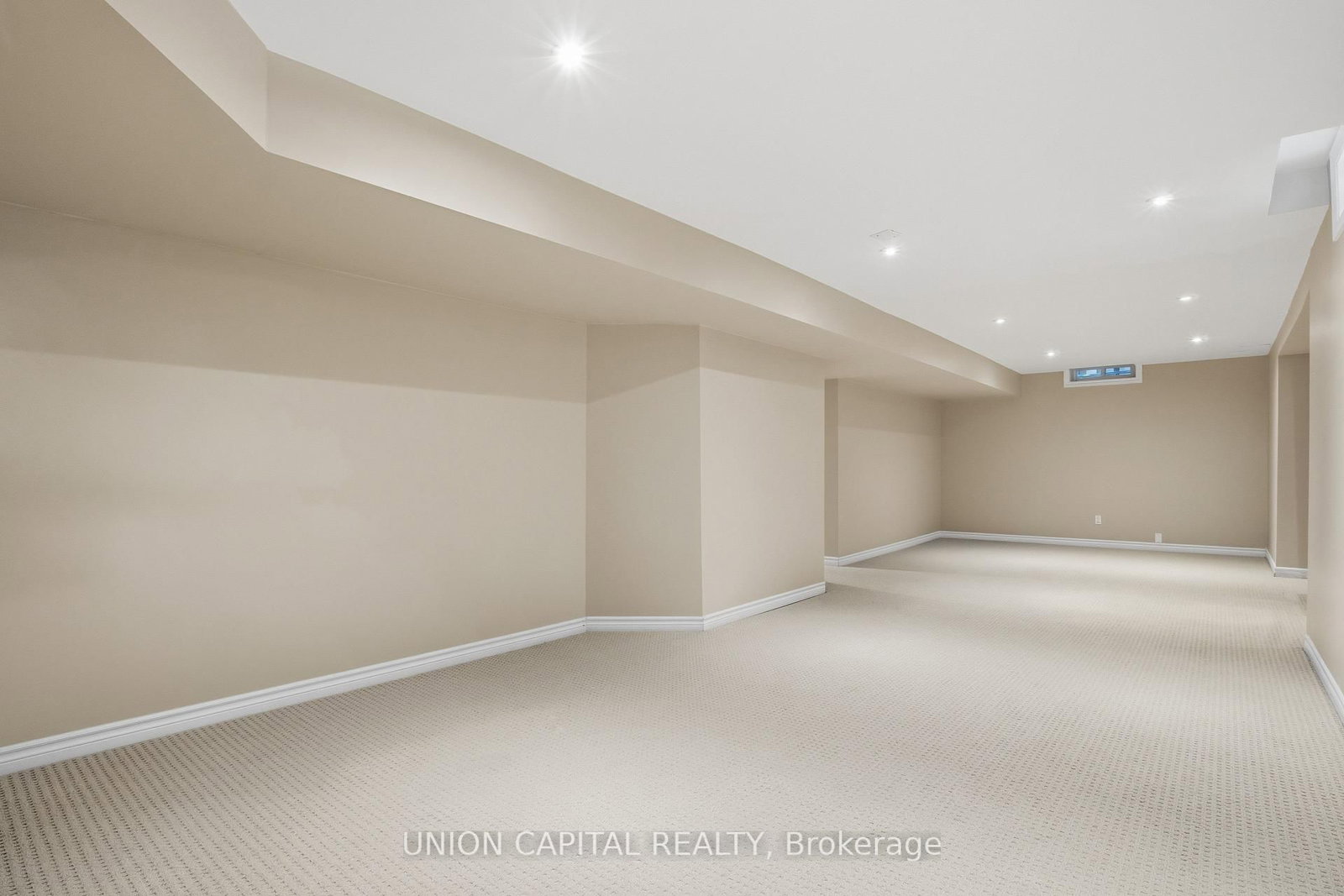 Detached House for sale at 110 Regent Street, Richmond Hill, Ontario, L4C 9P4 - Mill Pond - MLS: N12930460