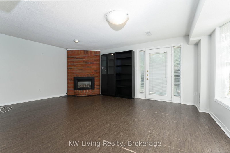 96 Confederation Way, Markham, L3T 5R5 | Image 3