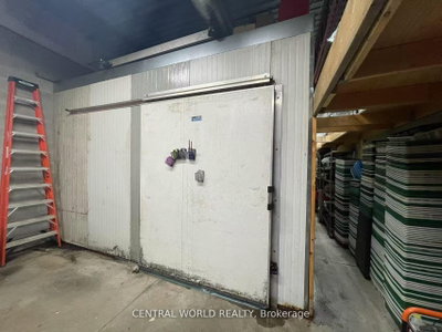 Unit 16 — 290 Yorktech Drive — photo 5