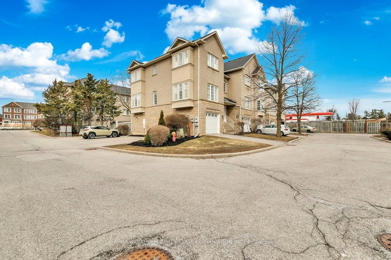 7 - 10719 Bathurst St, Richmond Hill, L4C 0N3 | Image 2