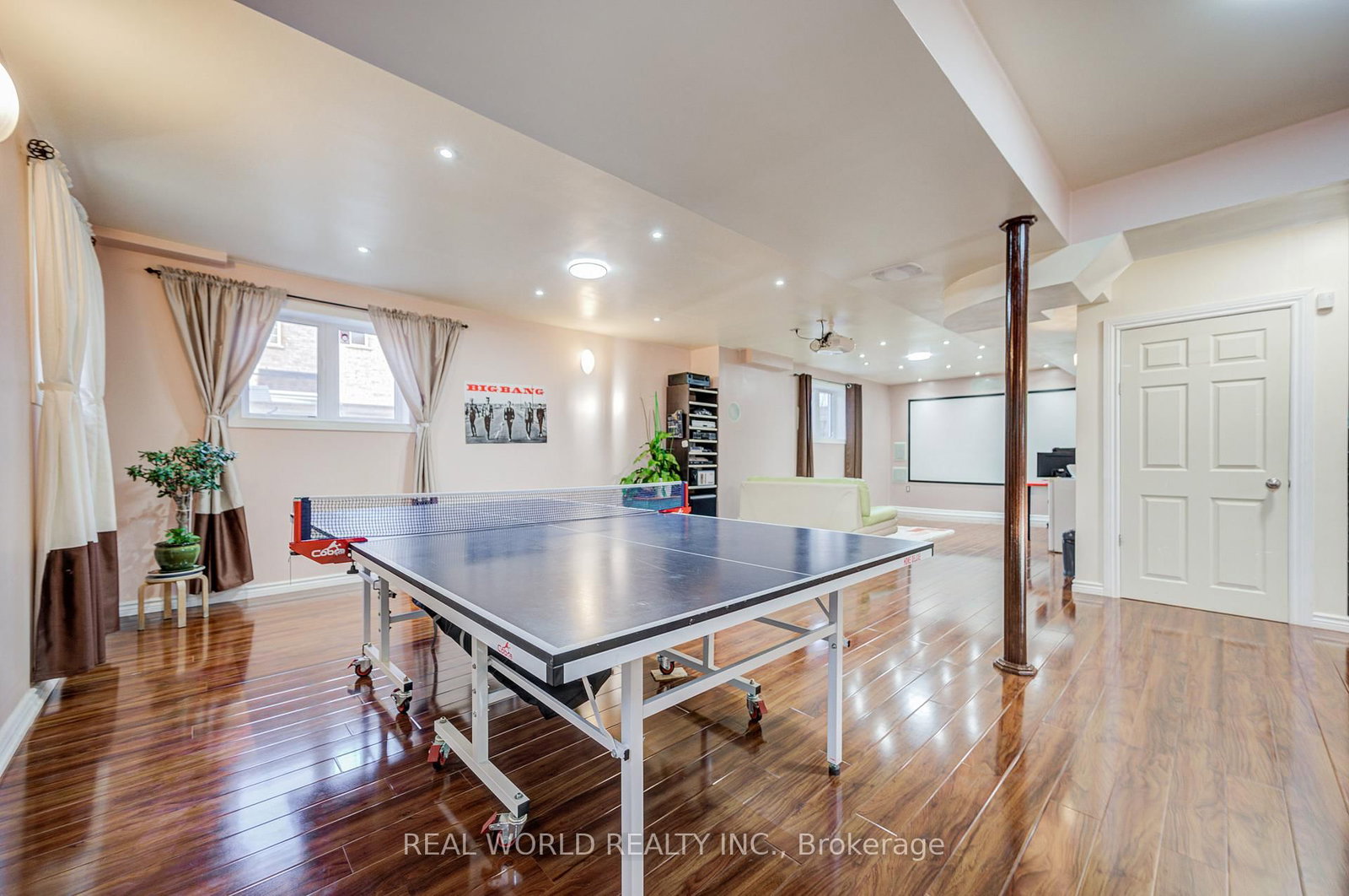 Detached House for sale at 247 Selwyn Road, Richmond Hill, Ontario, L4E 0R4 - Jefferson - MLS: N12931334