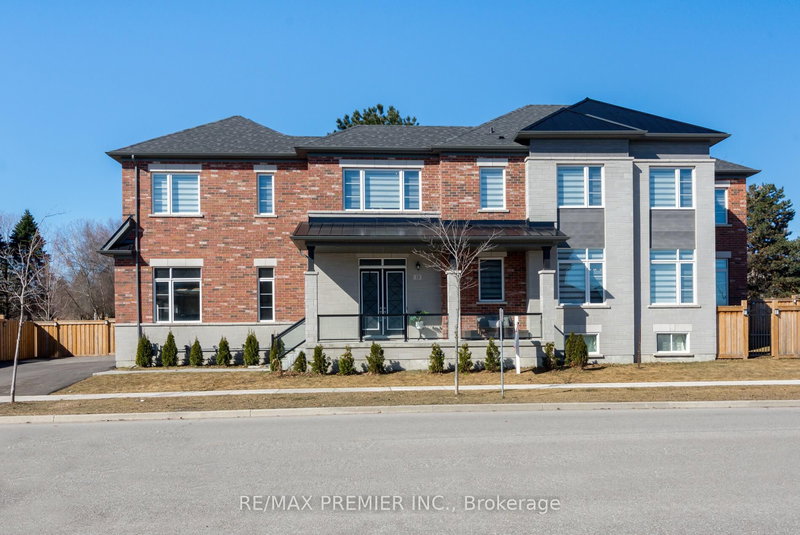 18 Inverness Way, Bradford West Gwillimbury, Ontario