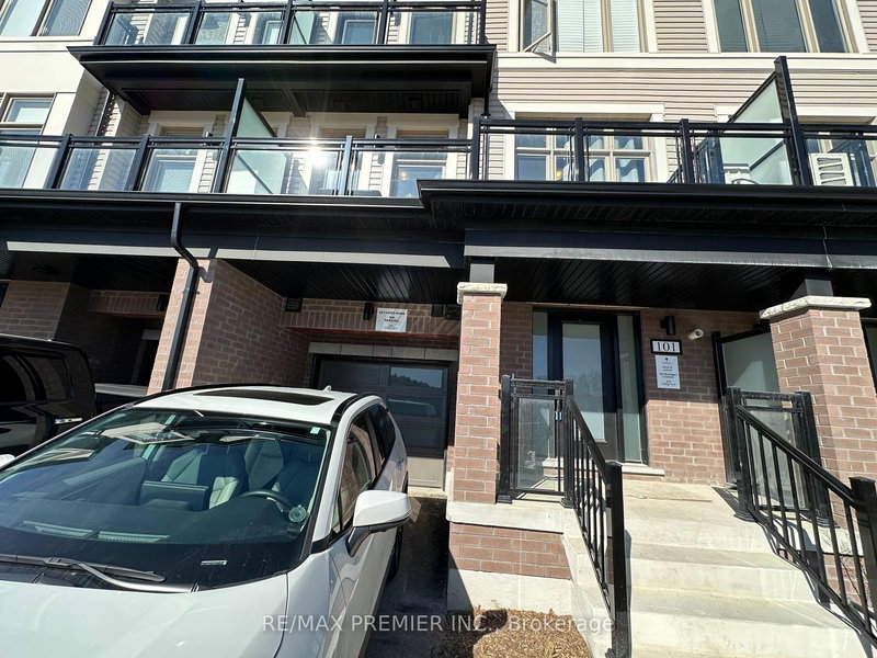 home for lease on 101 Brandon Crescent