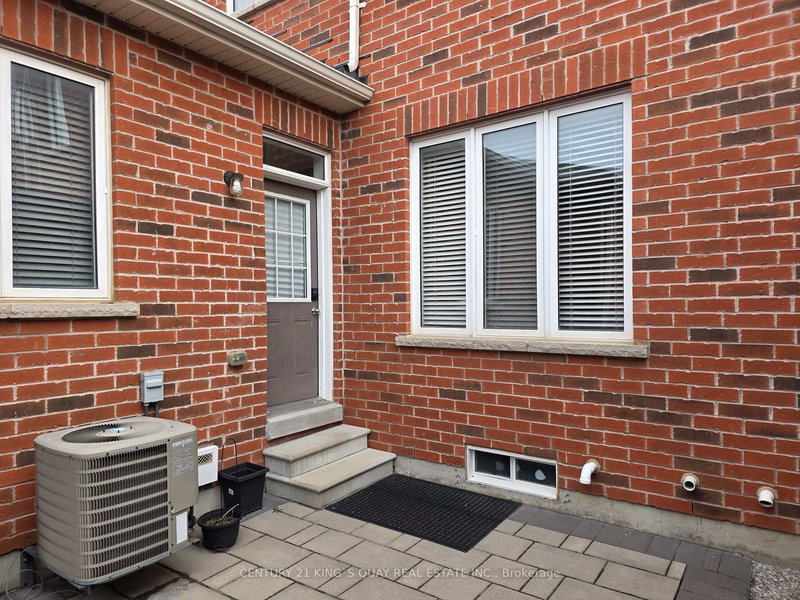 158 Harbord St, Markham, L6C 0X1 | Image 3