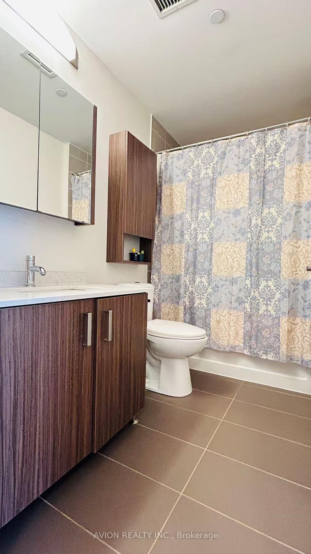 18 Uptown Drive, Unit 301 - Photo 6