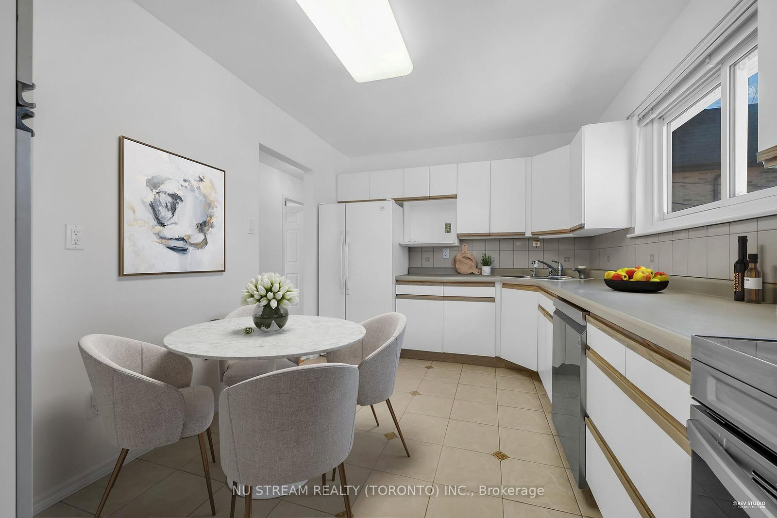 Detached House for sale at 18 Emily Carr Street, Markham, Ontario, L3R 2K4 - Unionville - MLS: N12932882