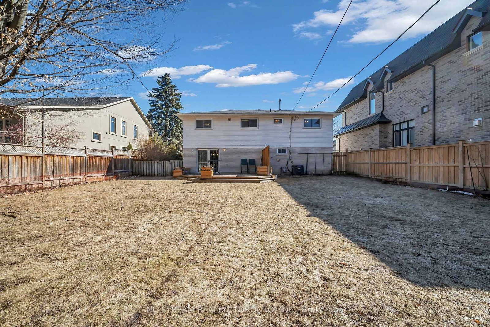 Detached House for sale at 18 Emily Carr Street, Markham, Ontario, L3R 2K4 - Unionville - MLS: N12932882