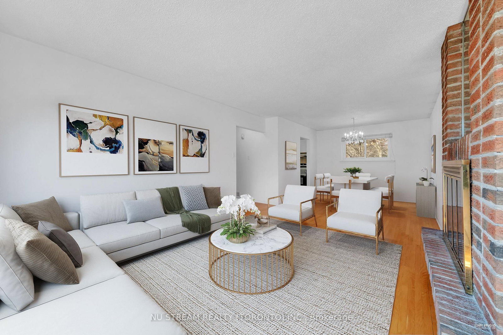 Detached House for sale at 18 Emily Carr Street, Markham, Ontario, L3R 2K4 - Unionville - MLS: N12932882