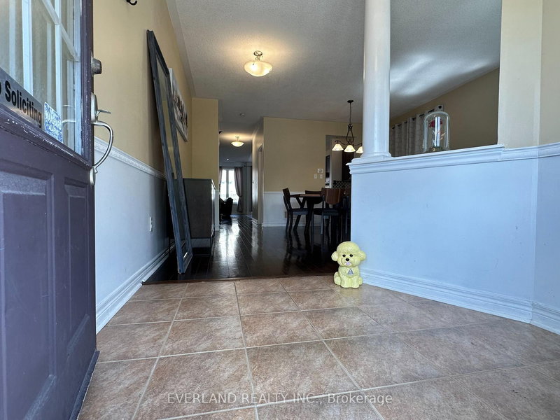 22 Lundy Dr, Markham, L6B 0G1 | Image 2