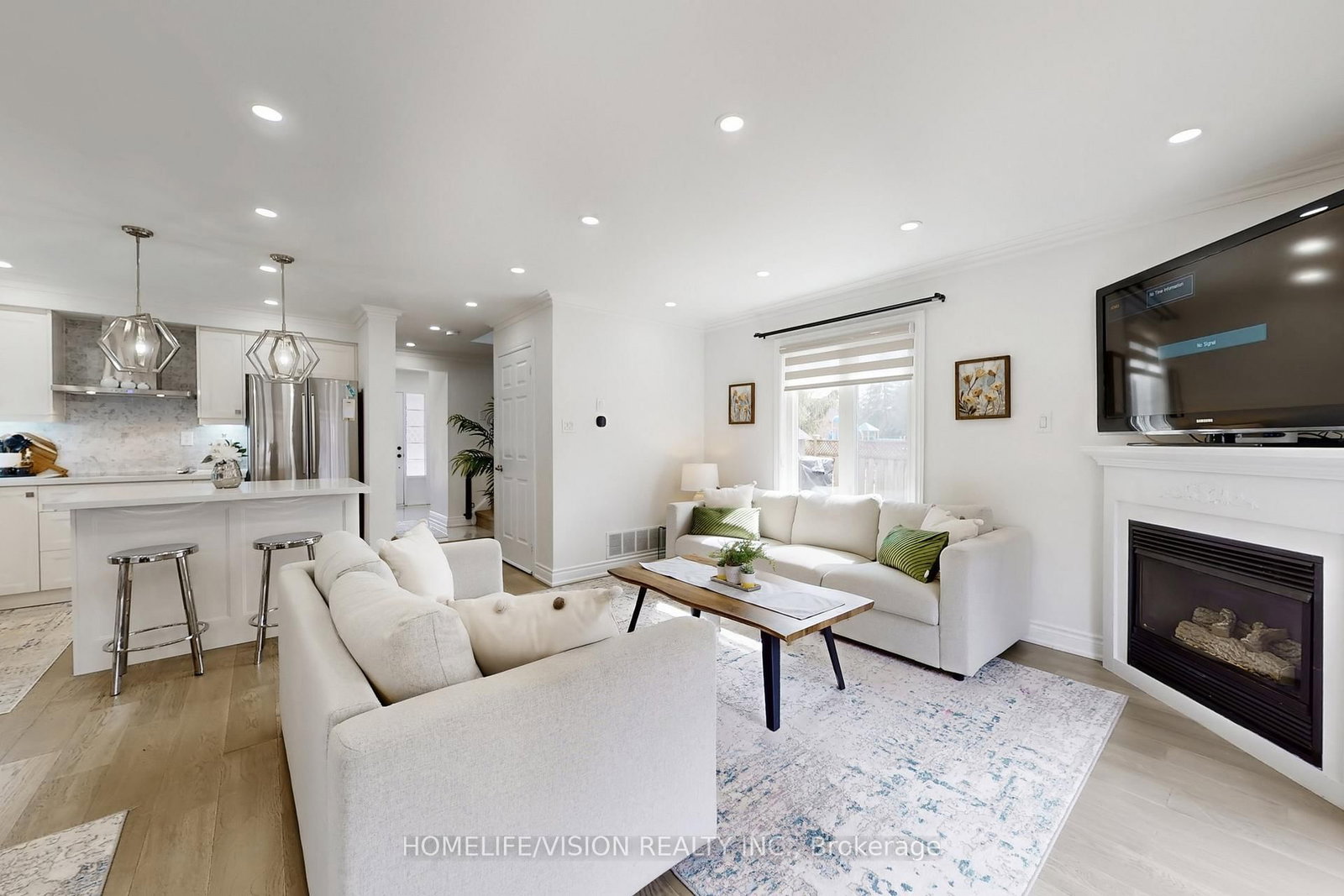 Townhouse for sale at 2 Prestwick Avenue, Vaughan, Ontario, L6A 2C9 - Maple - MLS: N12933080