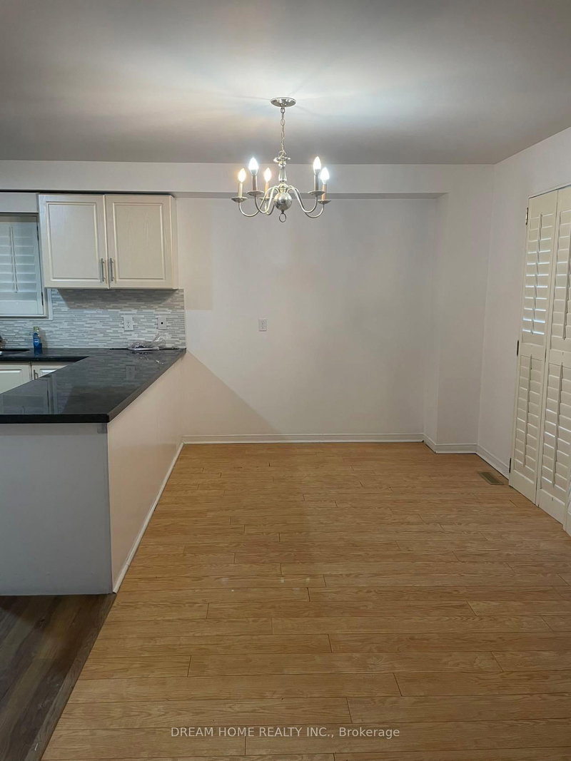 32 Tamara Dr, Richmond Hill, L4S 1E4 | Image 3