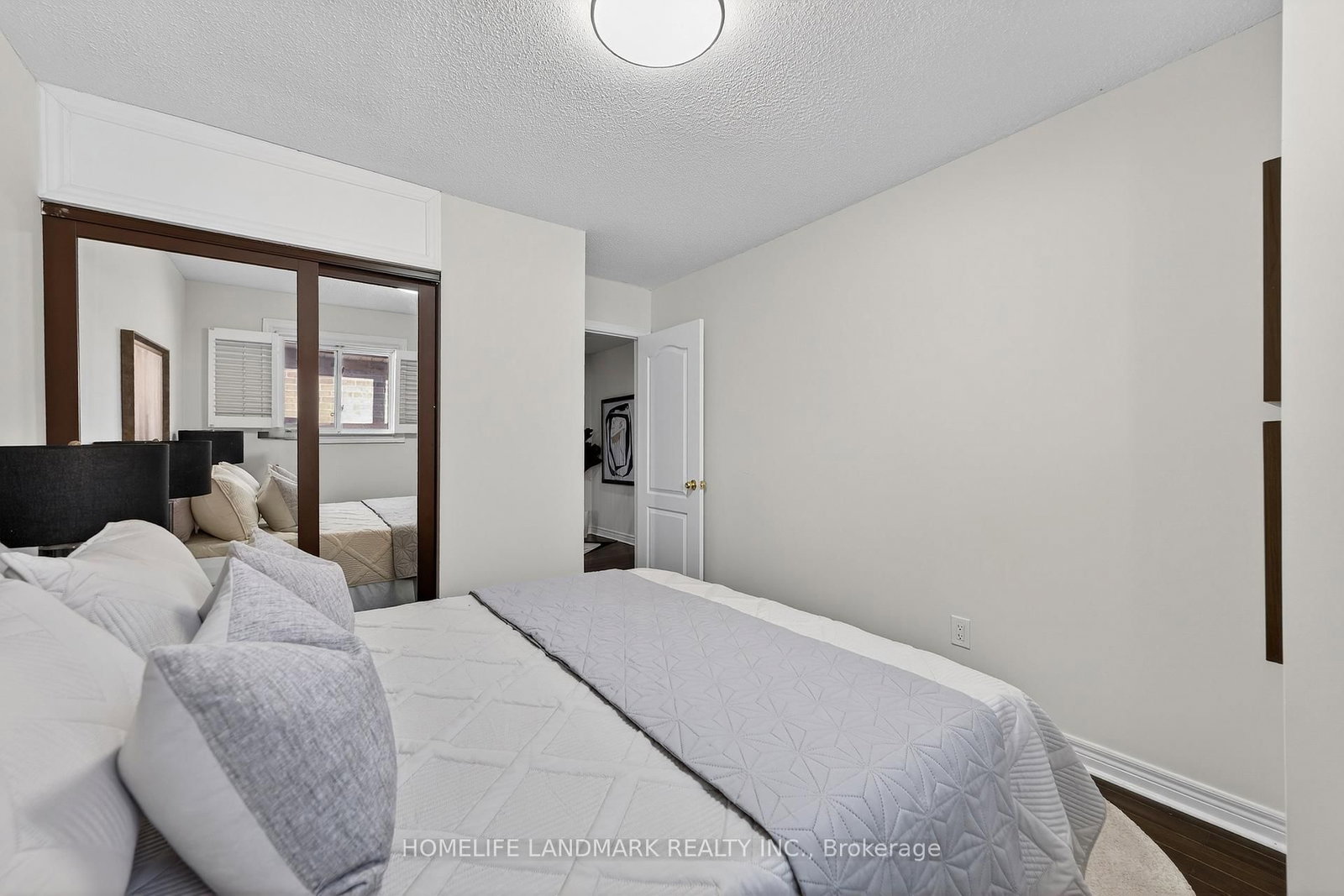 Detached House for sale at 120 Brookmill Drive, Vaughan, Ontario, L4J 6M2 - Brownridge - MLS: N12933416