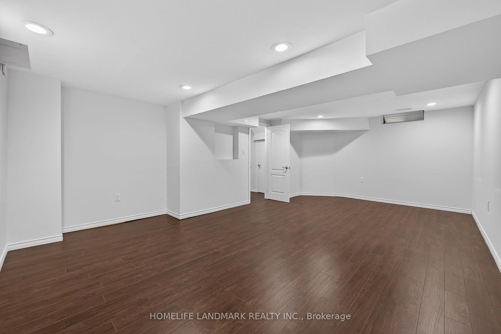 Detached House for sale at 120 Brookmill Drive, Vaughan, Ontario, L4J 6M2 - Brownridge - MLS: N12933416