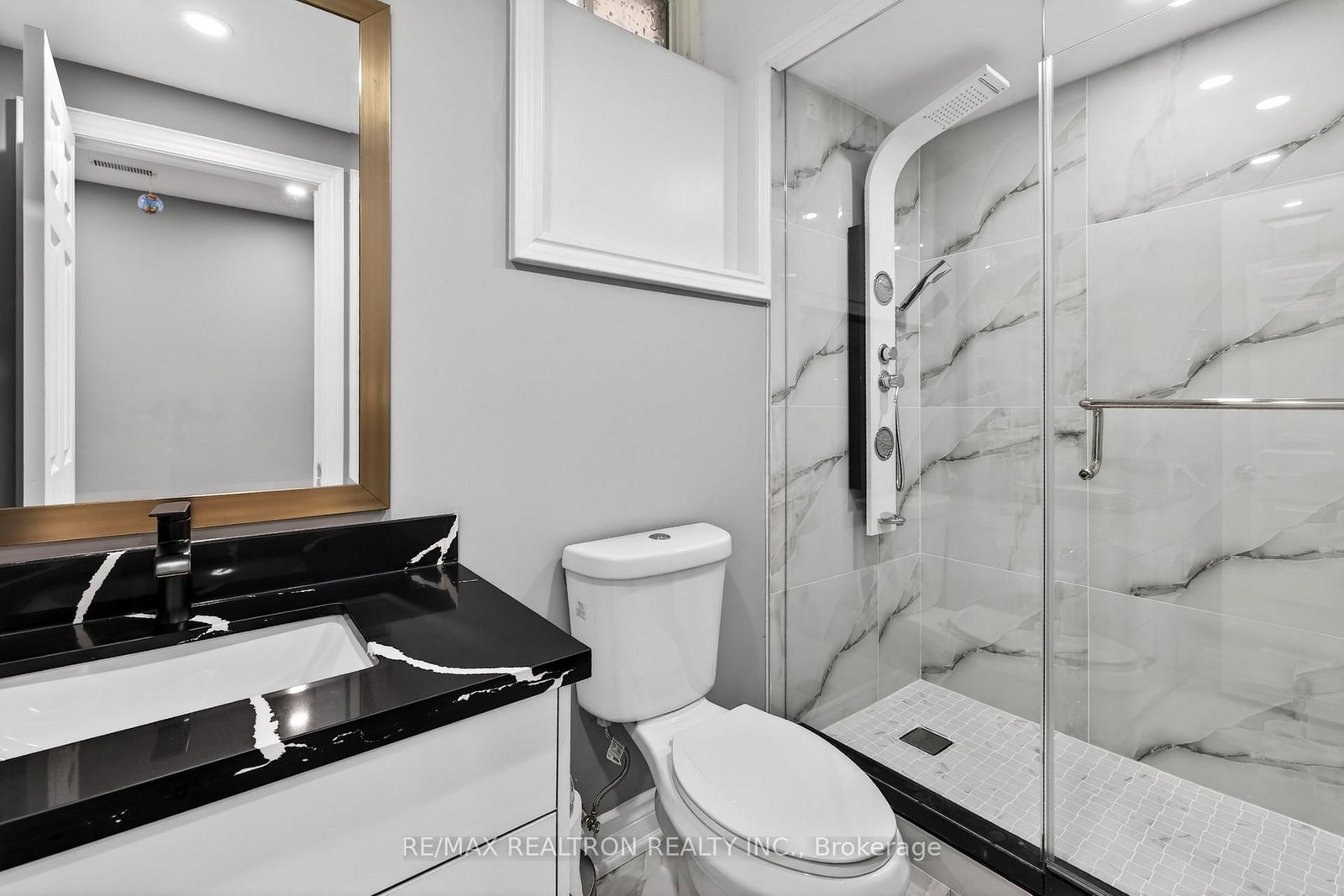 Detached House for sale at 143 Maple Ridge Crescent, Markham, Ontario, L6E 1T9 - Greensborough - MLS: N12933686