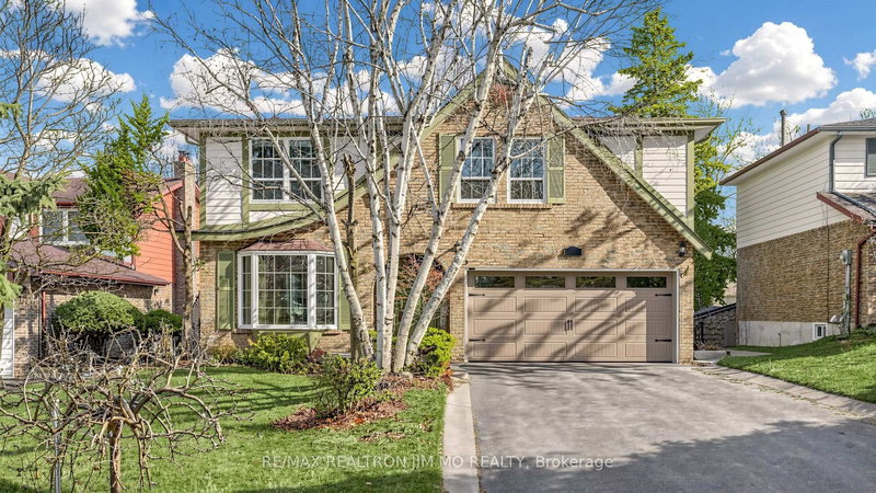 Main & Upper floor - 29 Liebeck Cres, Markham, L3R 1Y4 | Image 2