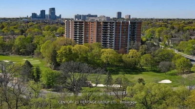 Condo sold at PH7-7811 Yonge Street, Markham, Ontario, L3T 4S3 - Thornhill - MLS: N12934226