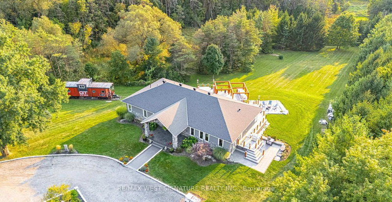 home for sale on 16070 Keele Street