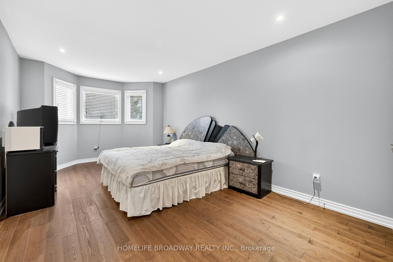 Detached House for sale at 25 Westminster Drive, Richmond Hill, Ontario, L4B 1P4 - Doncrest - MLS: N12934980