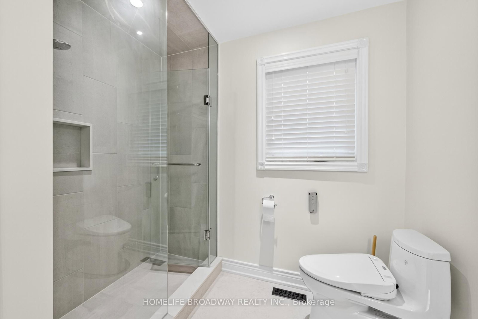 Detached House for sale at 25 Westminster Drive, Richmond Hill, Ontario, L4B 1P4 - Doncrest - MLS: N12934980