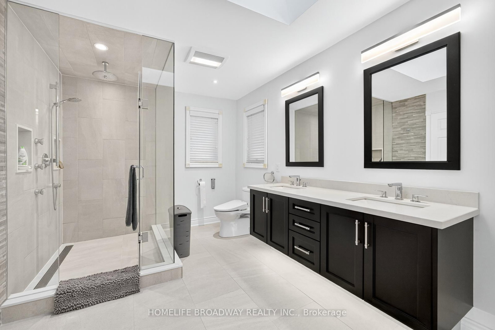 Detached House for sale at 25 Westminster Drive, Richmond Hill, Ontario, L4B 1P4 - Doncrest - MLS: N12934980