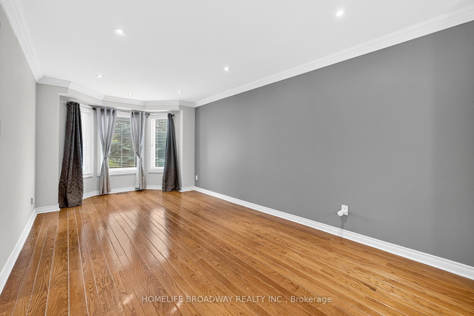 Detached House for sale at 25 Westminster Drive, Richmond Hill, Ontario, L4B 1P4 - Doncrest - MLS: N12934980