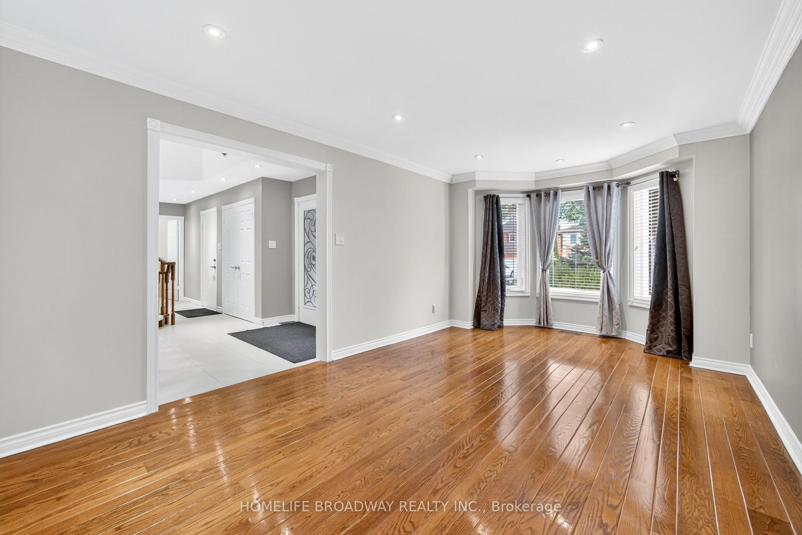 Detached House for sale at 25 Westminster Drive, Richmond Hill, Ontario, L4B 1P4 - Doncrest - MLS: N12934980