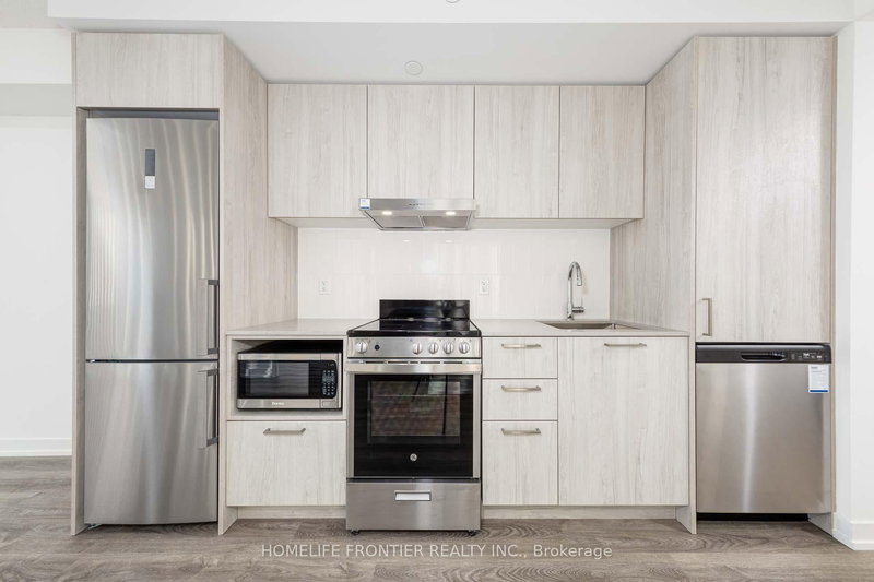 3309 - 195 Commerce St, Vaughan, L4K 0P9 | Image 3