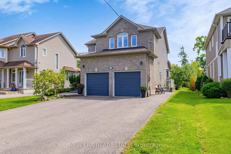 1031 Lake Dr N, Georgina, L4P 3E9 | Image 2