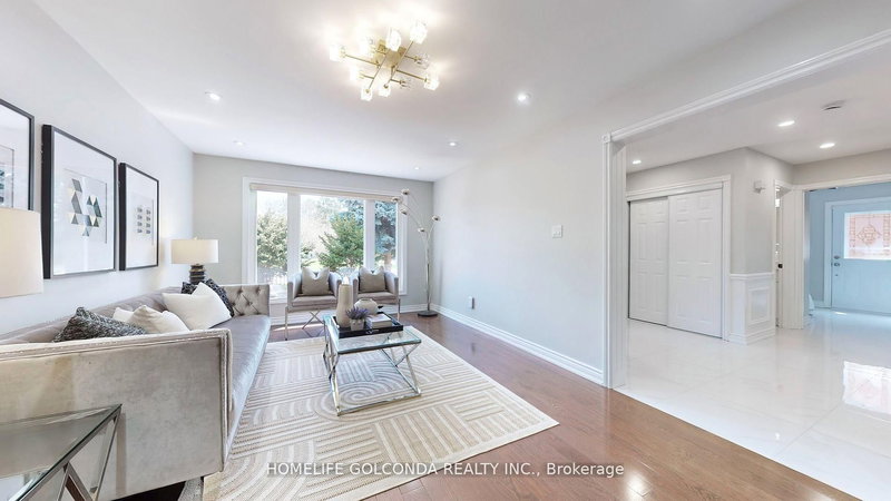 310 Airdrie Dr, Vaughan, L4L 3B9 | Image 2