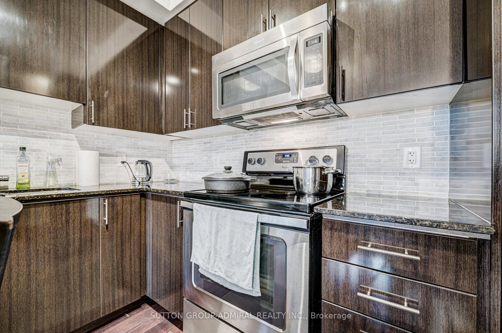 75 North Park Road, Unit 512 - Photo 13