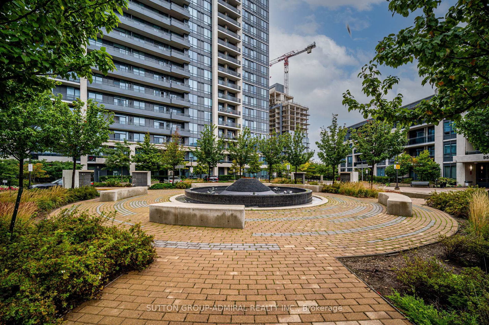 75 North Park Road, Unit 512 - Photo 24