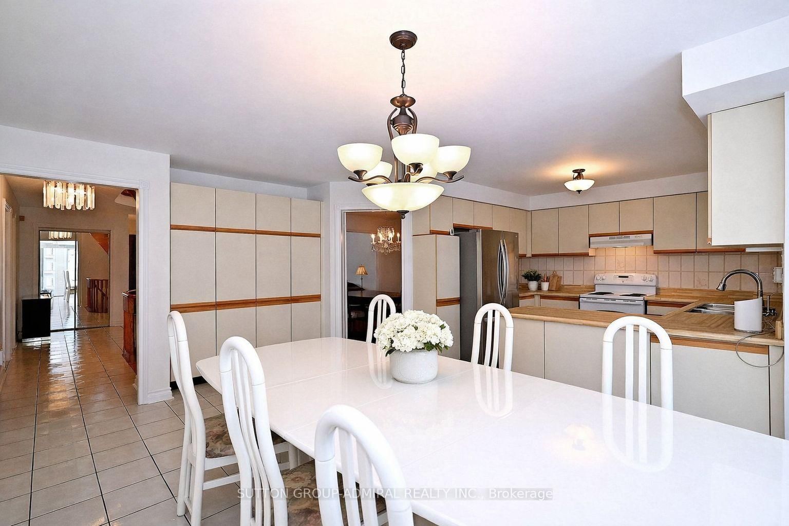 Detached House for sale at 45 Royal Garden Boulevard, Vaughan, Ontario, L4L 7C4 - East Woodbridge - MLS: N12936806