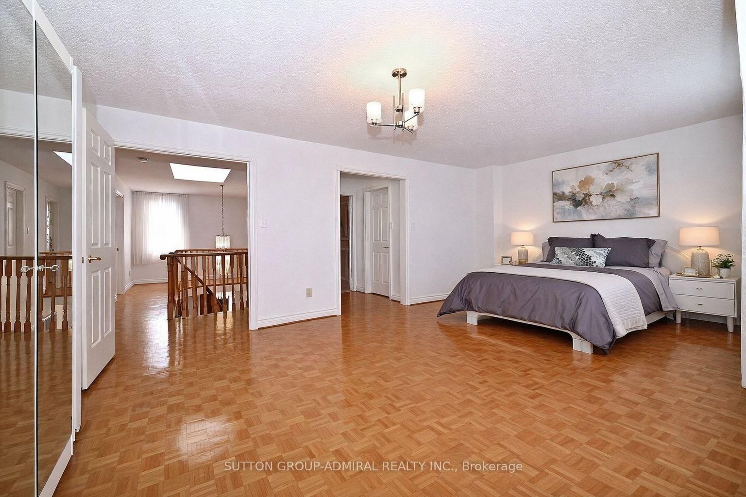 Detached House for sale at 45 Royal Garden Boulevard, Vaughan, Ontario, L4L 7C4 - East Woodbridge - MLS: N12936806