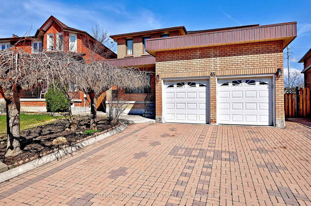 45 Royal Garden Boulevard