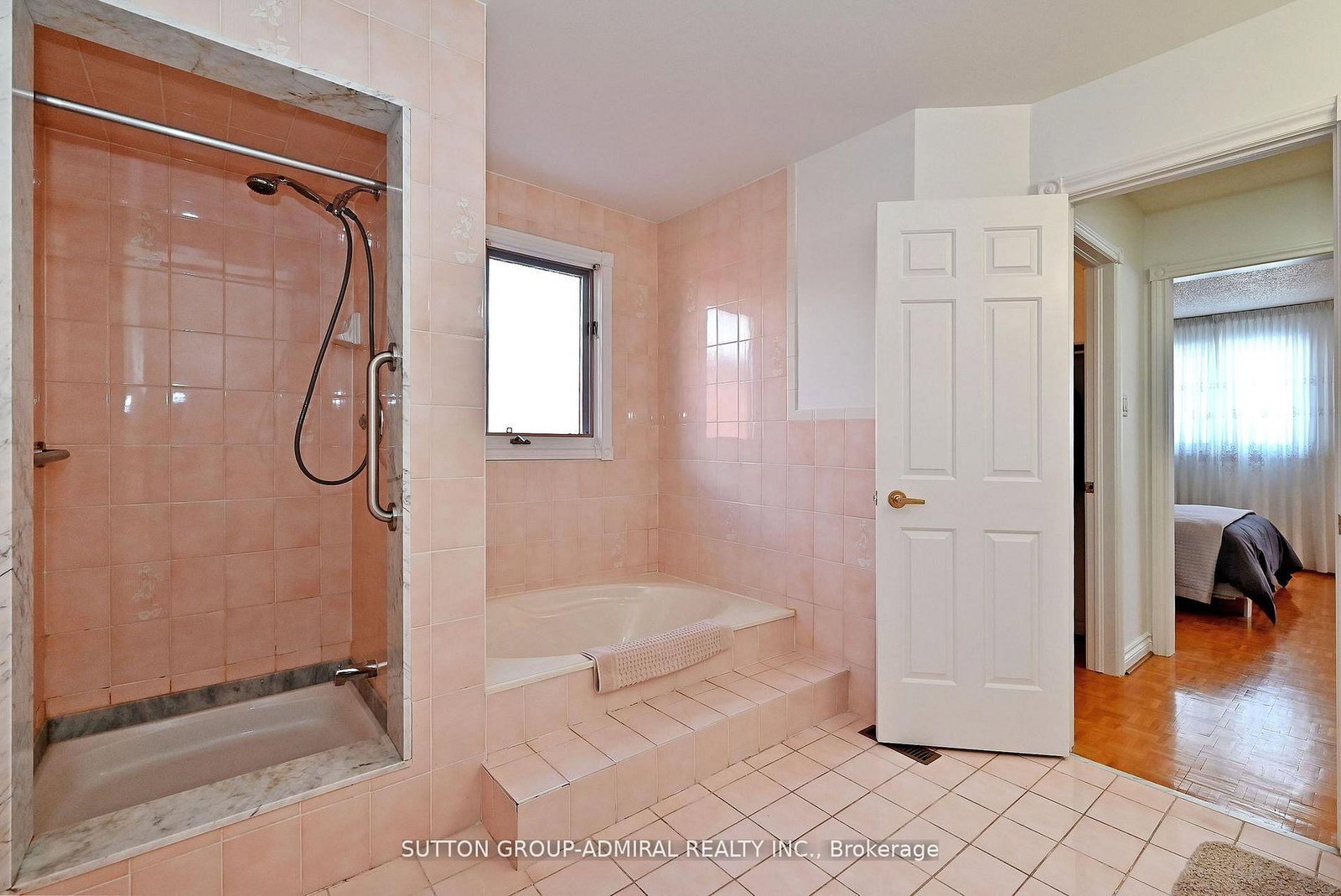 Detached House for sale at 45 Royal Garden Boulevard, Vaughan, Ontario, L4L 7C4 - East Woodbridge - MLS: N12936806