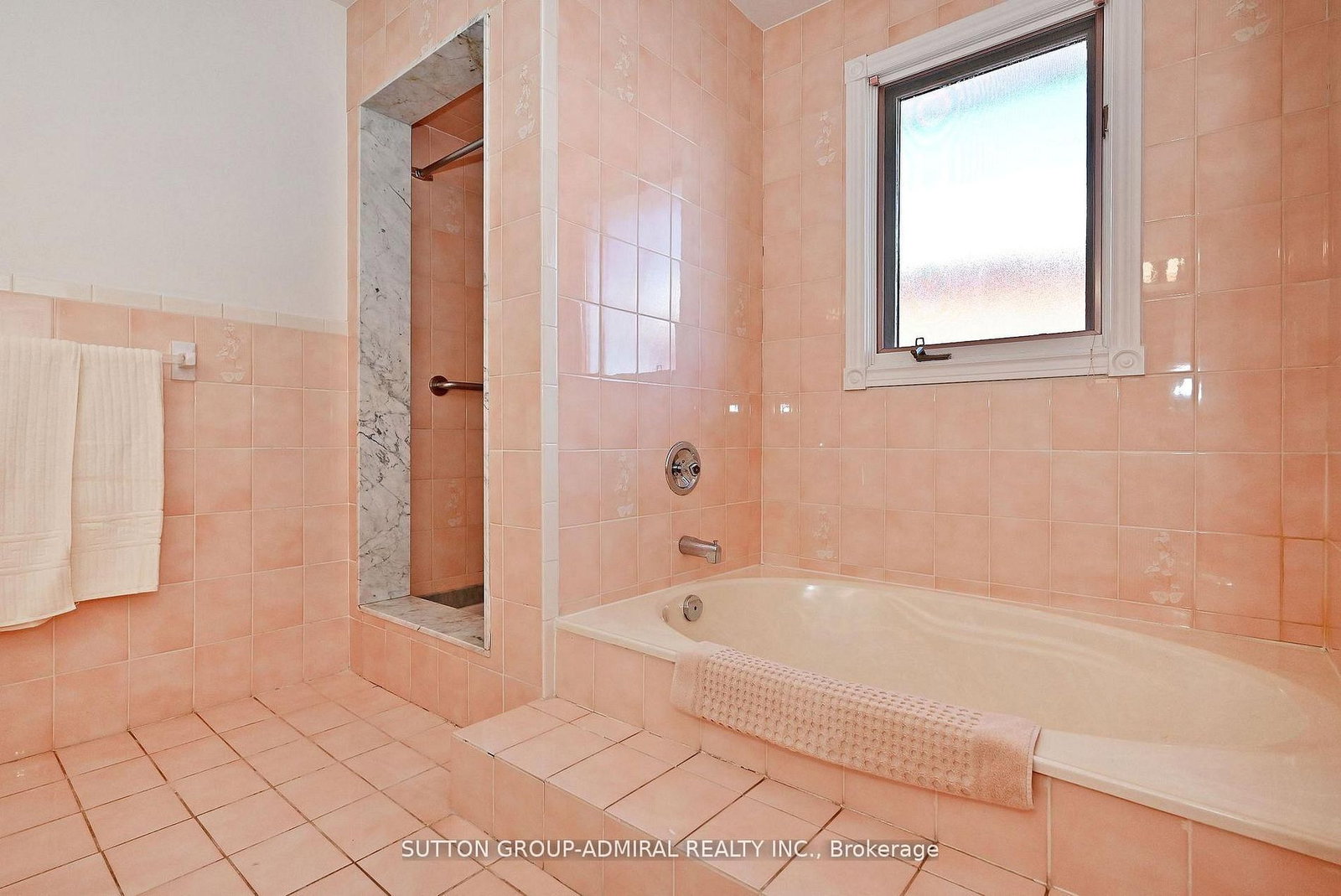 Detached House for sale at 45 Royal Garden Boulevard, Vaughan, Ontario, L4L 7C4 - East Woodbridge - MLS: N12936806