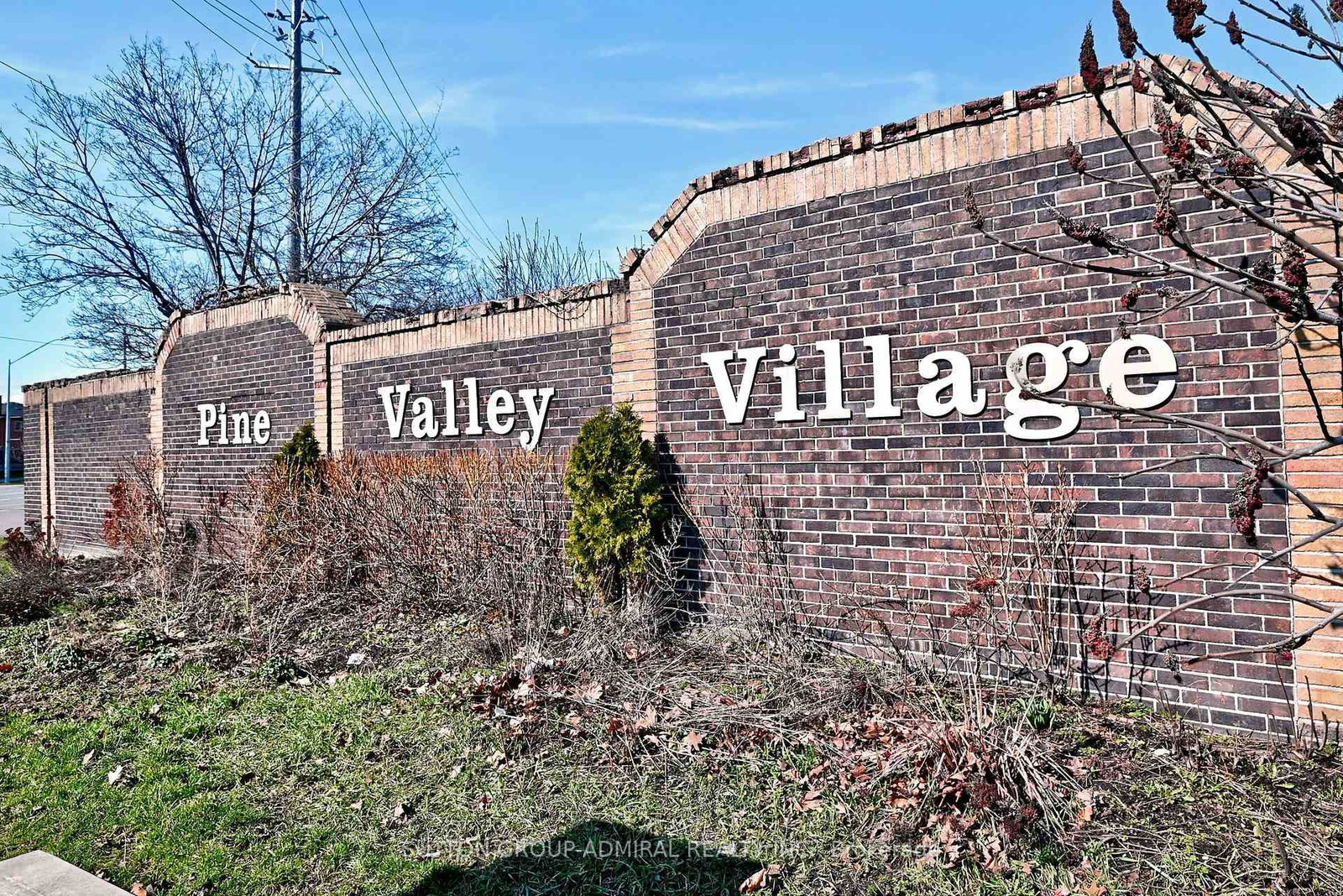 Detached House for sale at 45 Royal Garden Boulevard, Vaughan, Ontario, L4L 7C4 - East Woodbridge - MLS: N12936806