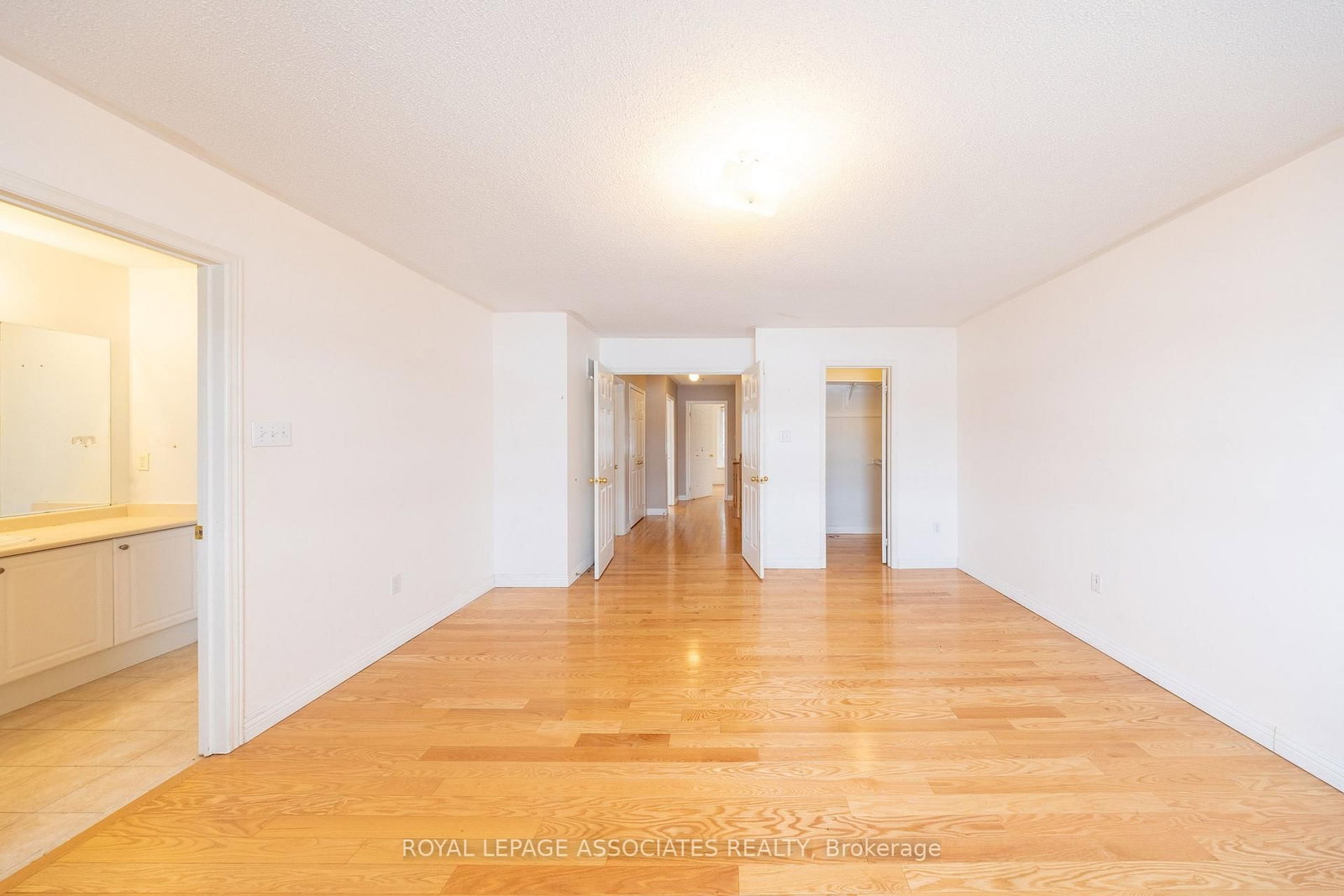 Townhouse for lease at 77 Andriana Crescent, Markham, Ontario, L6B 0C7 - Box Grove - MLS: N12937142