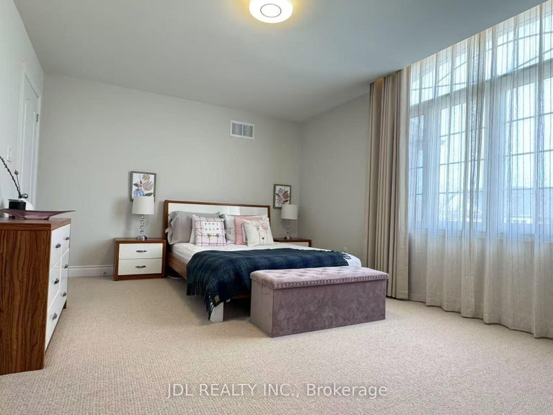 Second Floor room A - 936 Goring Circle
